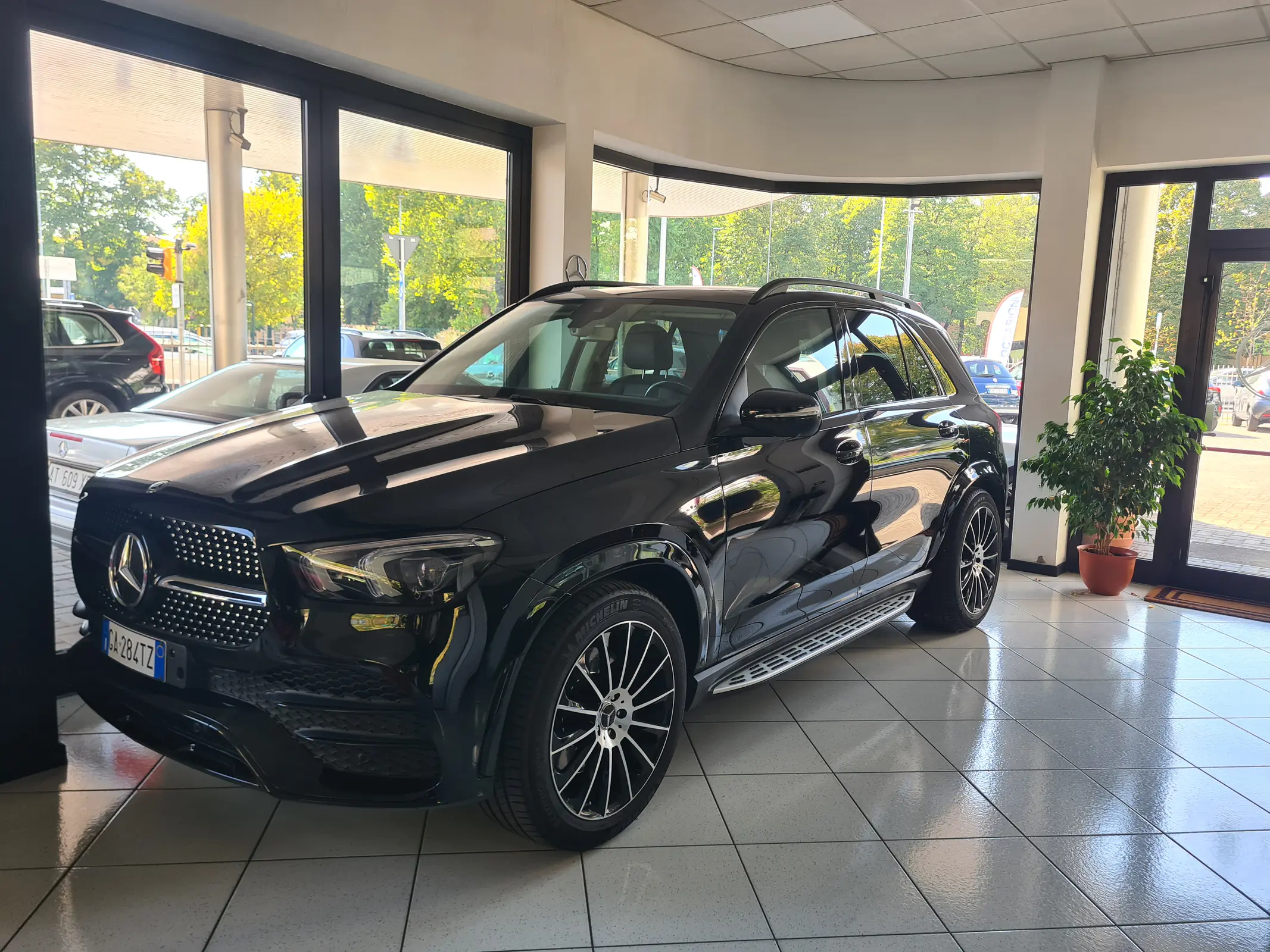 Consulenza per un finanziamento auto presso Autostella Store